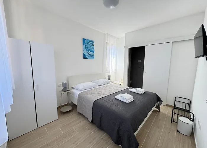 Appartement Flowers Pula, Center 2