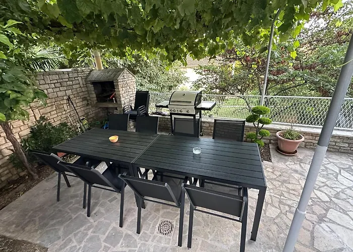 Appartement Flowers Pula, Center 2 Pula