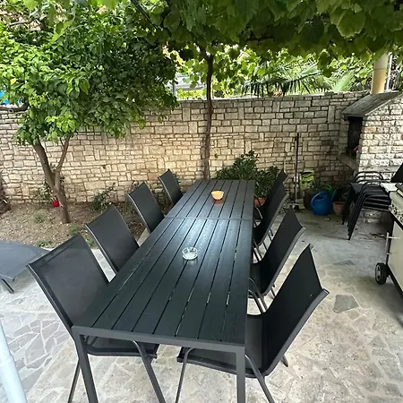 Apartament Flowers Pula, Center 2