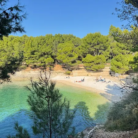 Flowers Pula, Center 2 Apartament Pula