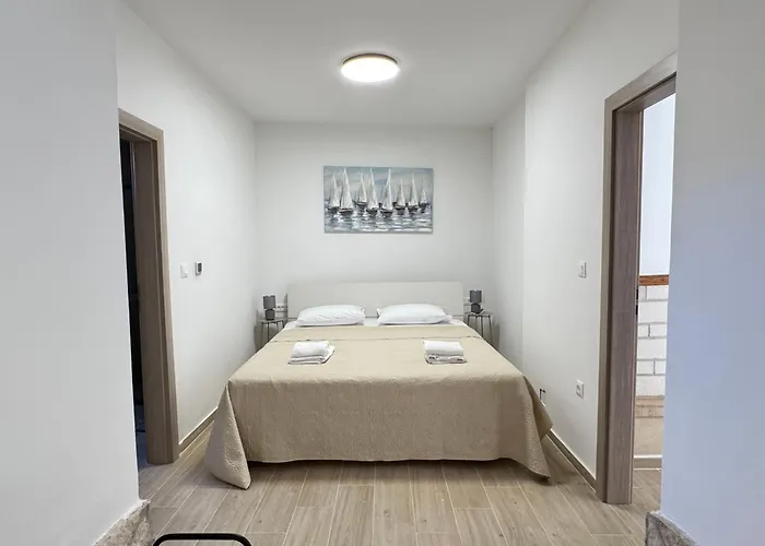 Flowers Pula, Center 2 Lejlighed